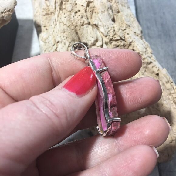 Fleece pink geode Druzy sterling pendant - Picture 4 of 5